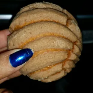 This mini Concha is so good going to buy more, fresh too