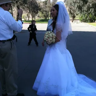 We do wedding flowers from Bridal Bouquets to Centerpieces