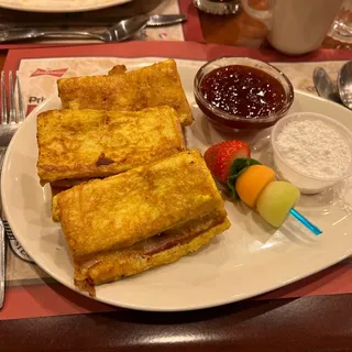 Monte Cristo Sandwich