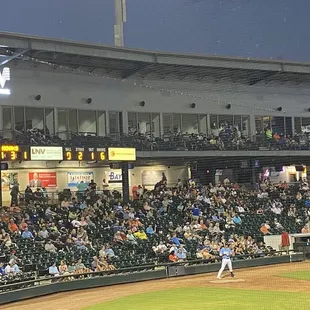 Nice crowd tonight