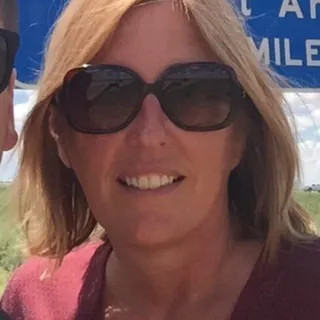 Dayna W.