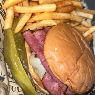 Pastrami burger