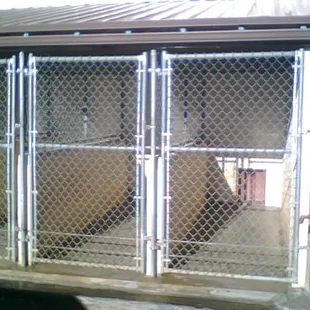 Indoor/Outdoor Kennels