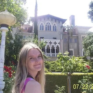Sami E.