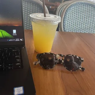 Sparkling Mango Lemonade