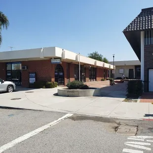 Located right in the middle.