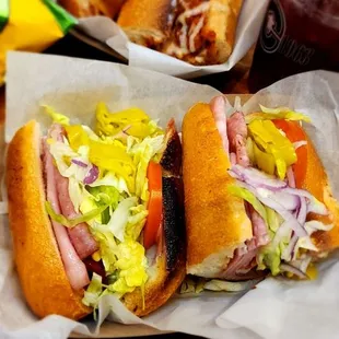 Russo Special (the Cortina's special but served hot &amp; with peppers!!!)