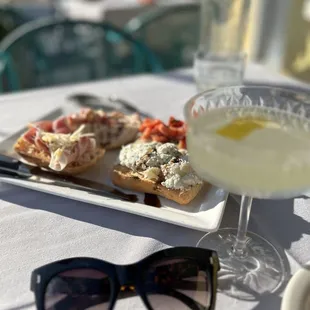 4 bruschette and lemon drop martini