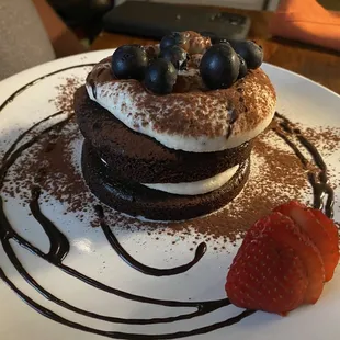 Cannoli cake