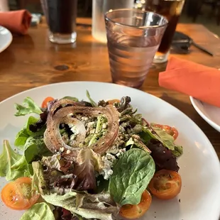 Very non-substantial house salad