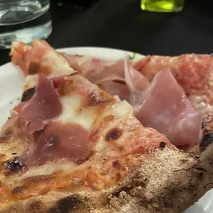 Gorgonzola E Prosciutto Pizza