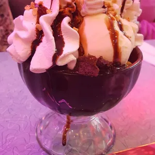 Brownie Hot Fudge Sundae