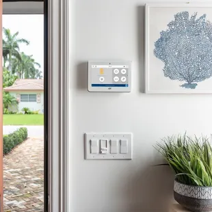 Sleek and beautiful design. Command is here!