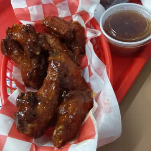 Sauced Wings (10 pc) w/sweet &amp; spicy orange dipping sauce