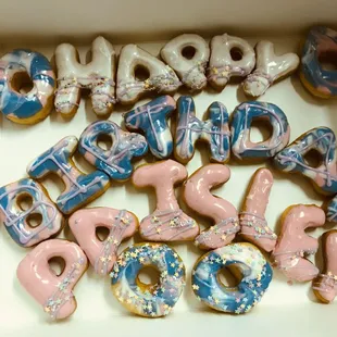 Order your custom donuts !