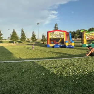 Dino jumpers