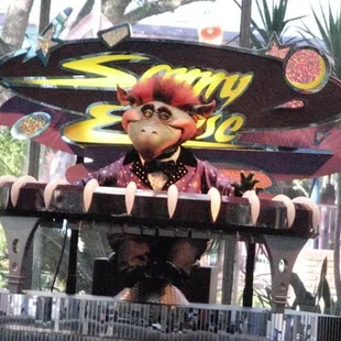 Cosmic Ray, himself, performing!