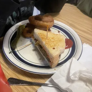 Giovanni and onion rings