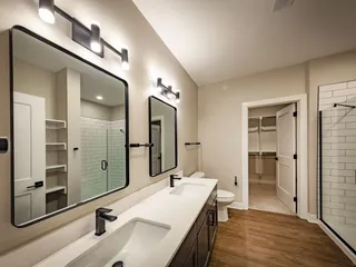 Shore Acres Apartments