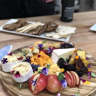 Cheese and fruit desert assortment - chef's tasting