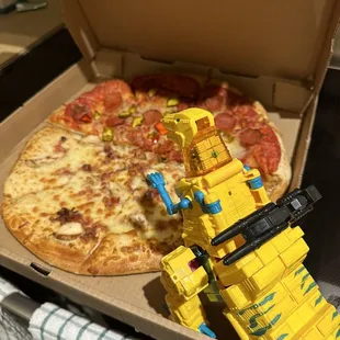 Grimlock likes pizza!