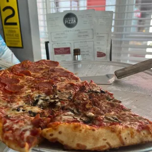 Build Your Own Pie - Large Pizza