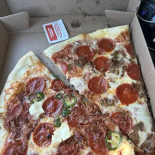 2 Slice Lunch Special