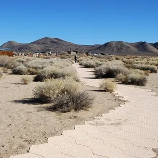 View of the parking area from the short path that leads into Little Petroglyph Canyon