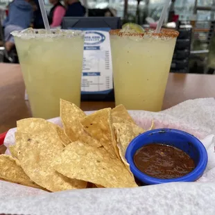 1st basket chips and salsa free. You get what you pay for. Stale tasteless chips and salsa from a jar. Margaritas from a bad mix.