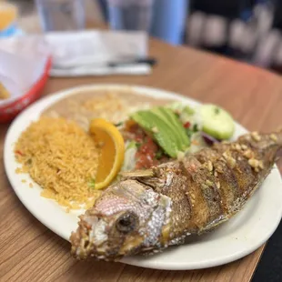 Pescado Frito Entero, w/ garlic sauce