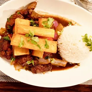 Lomo Saltado