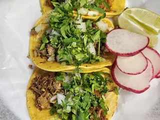 Con Madre Restaurant