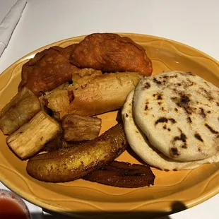 Sampler Platter Appetizer