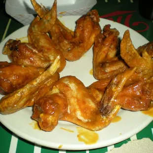 bbq chicken, fried chicken wings, chicken wings, fried chicken, chicken wings and fried chicken, poultry, food, bbq wings, chicken