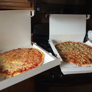 My absolutely favorite pizza while in Byron Illinois