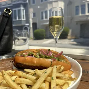 food, sandwich, hot dog, hot dogs