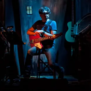 Brodie Rush plays live during the Outsiders