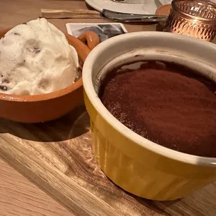 Chocolate dessert