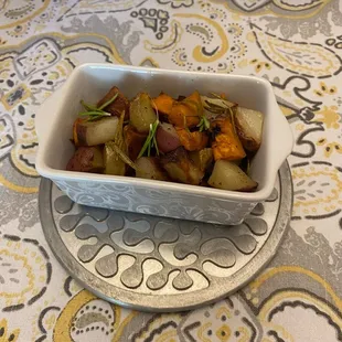 Roasted potatoes with rosemary