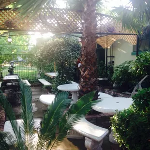 Awesome alcove behind