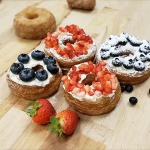 donuts, food, dough desserts