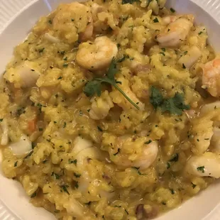 The seafood risotto with scallops and shrimp.