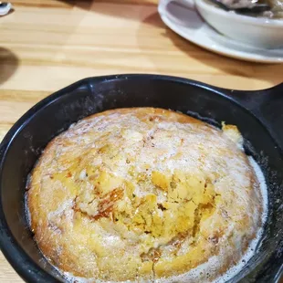 Skillet cornbread
