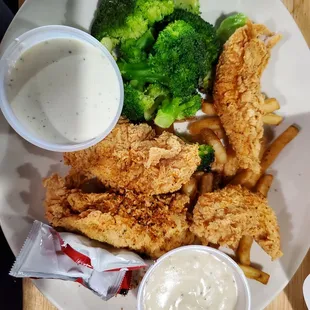 Tajun tenders with broccoli