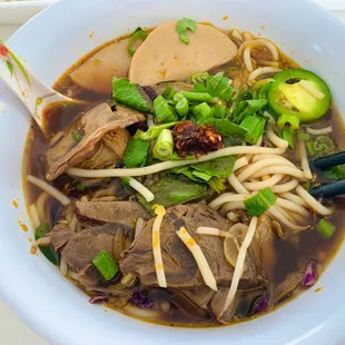 Bún bò Huế take out