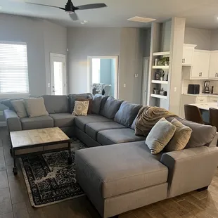 Couch+Co.