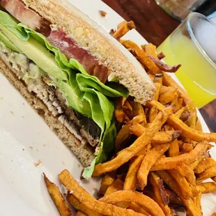 Turkey Sandwich. No bacon  with whole wheat toast.  Sweet potato fries   Don't forget fresh squeezed juice in mimosa!!