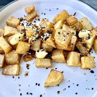 Crispy Patatas Bravas