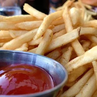 Oh, just a giant ass side-o-fries