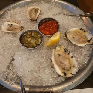 Oyster special ($4 each for large and $3 each for small)